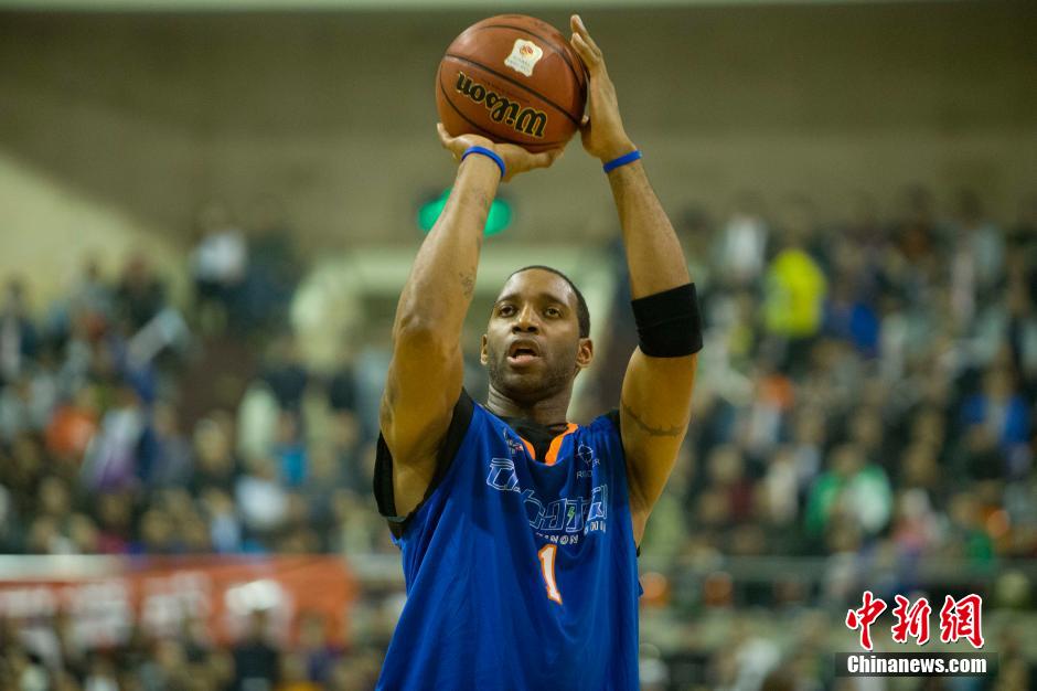 兰的军事援 兰的军事援