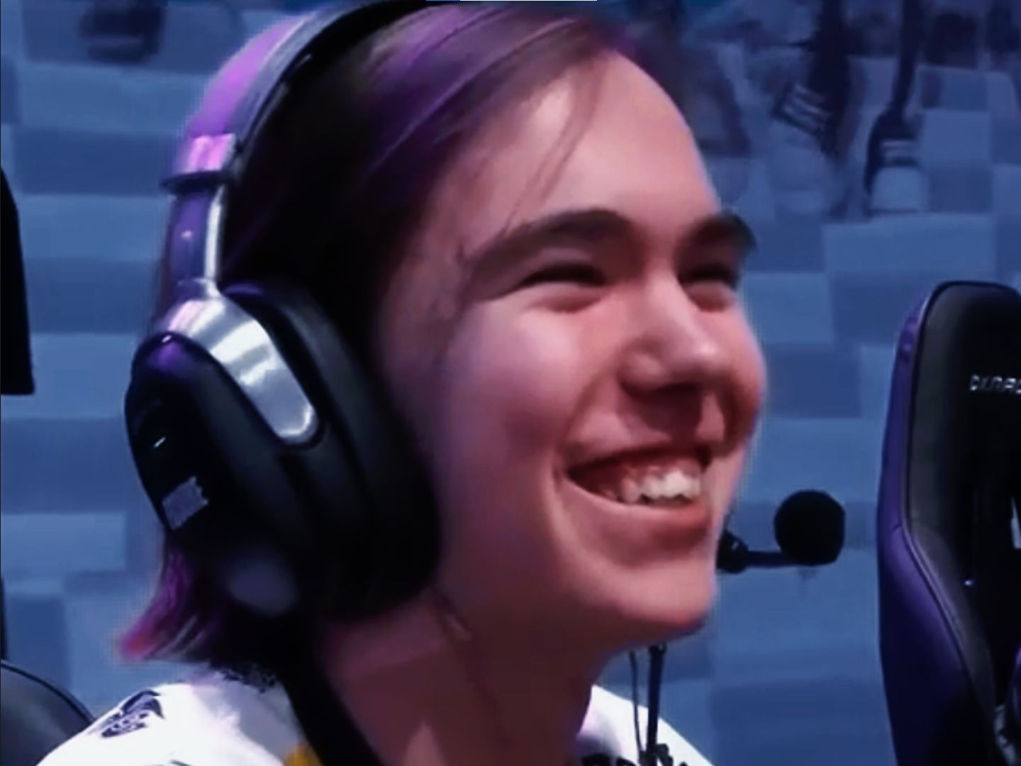 认为他有较 认为他有较